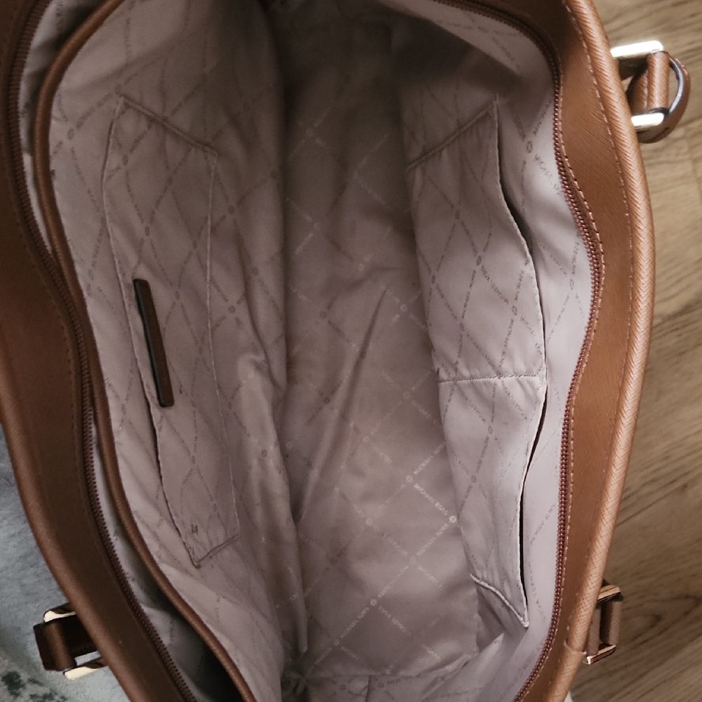 Michael Kors Tan Leather Tote - Picture 6 of 9
